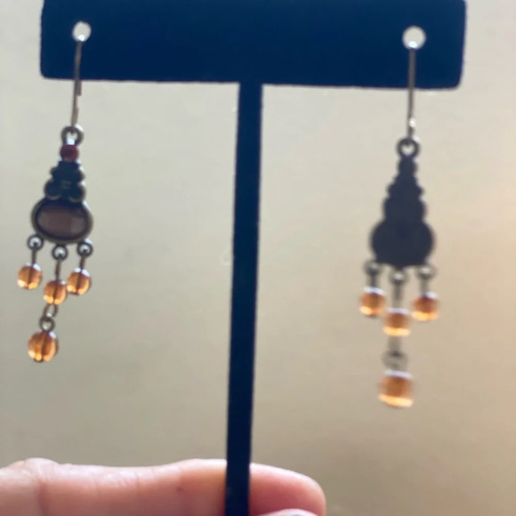 Brass and amber dangle earrings - Picture 1 of 8